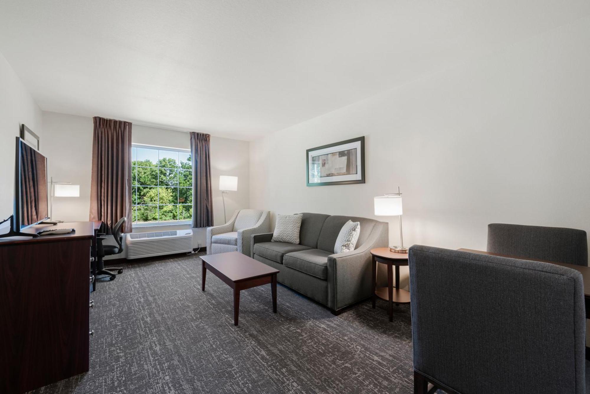 Cobblestone Hotel & Suites - Bellefontaine Dış mekan fotoğraf