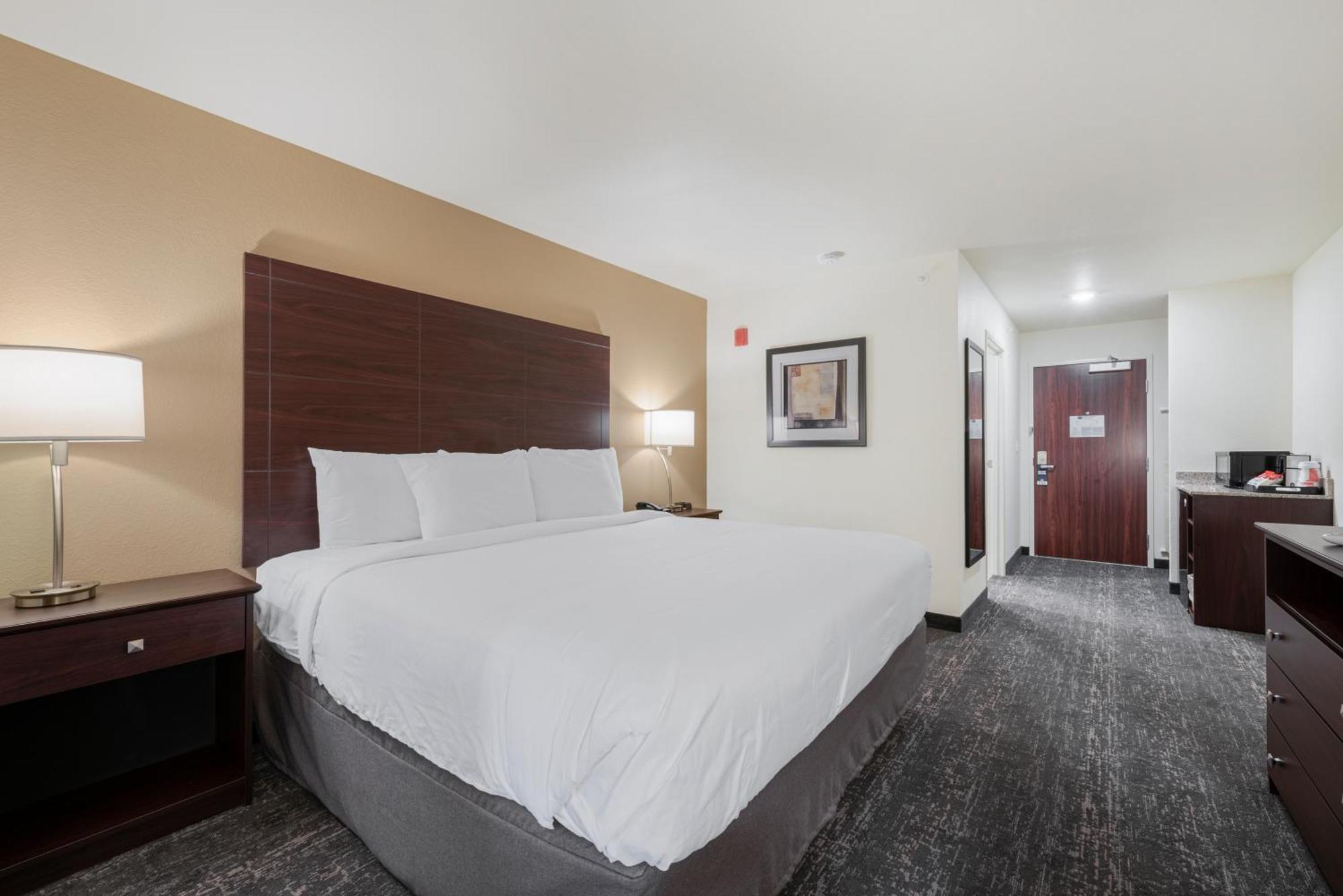 Cobblestone Hotel & Suites - Bellefontaine Dış mekan fotoğraf