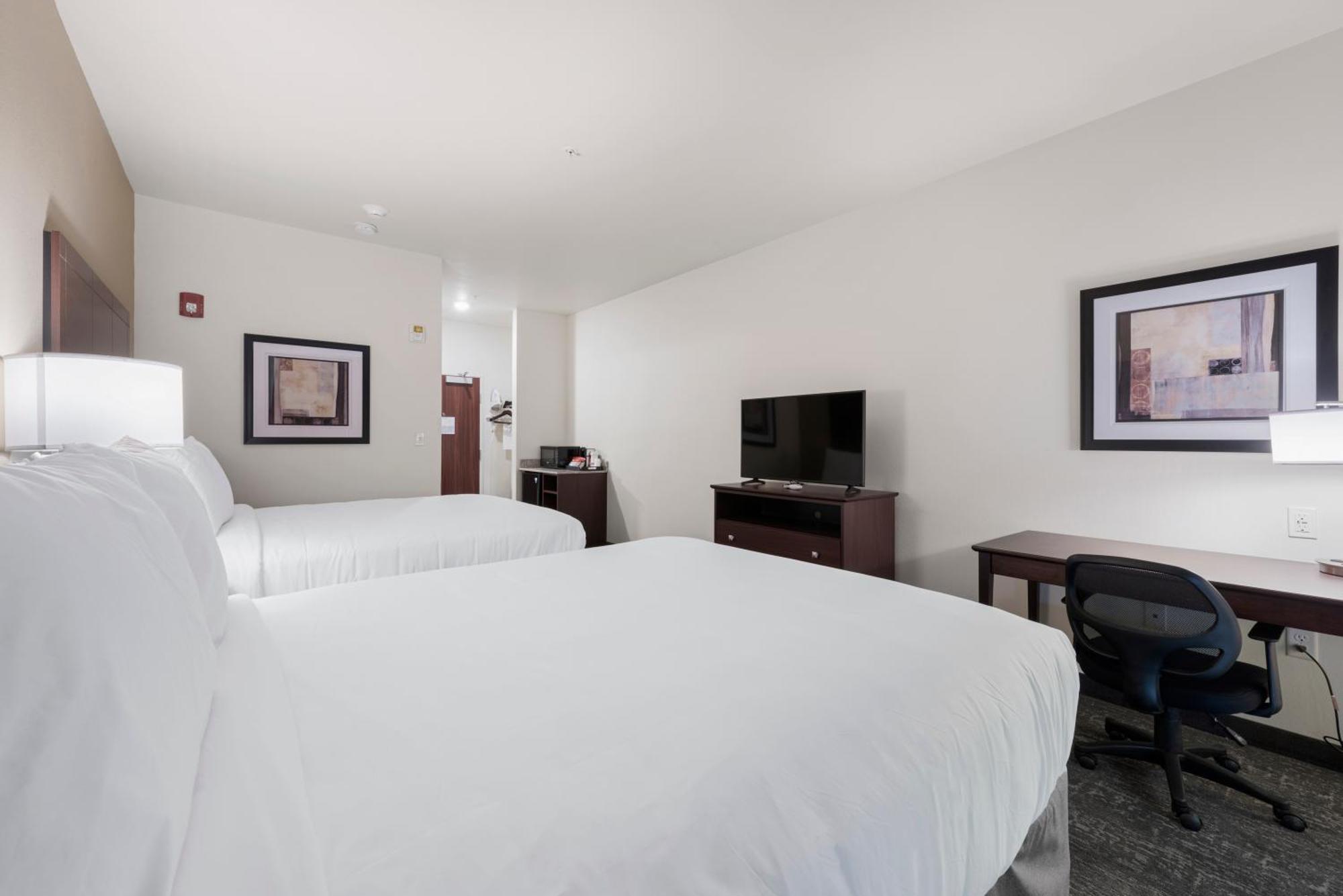 Cobblestone Hotel & Suites - Bellefontaine Dış mekan fotoğraf