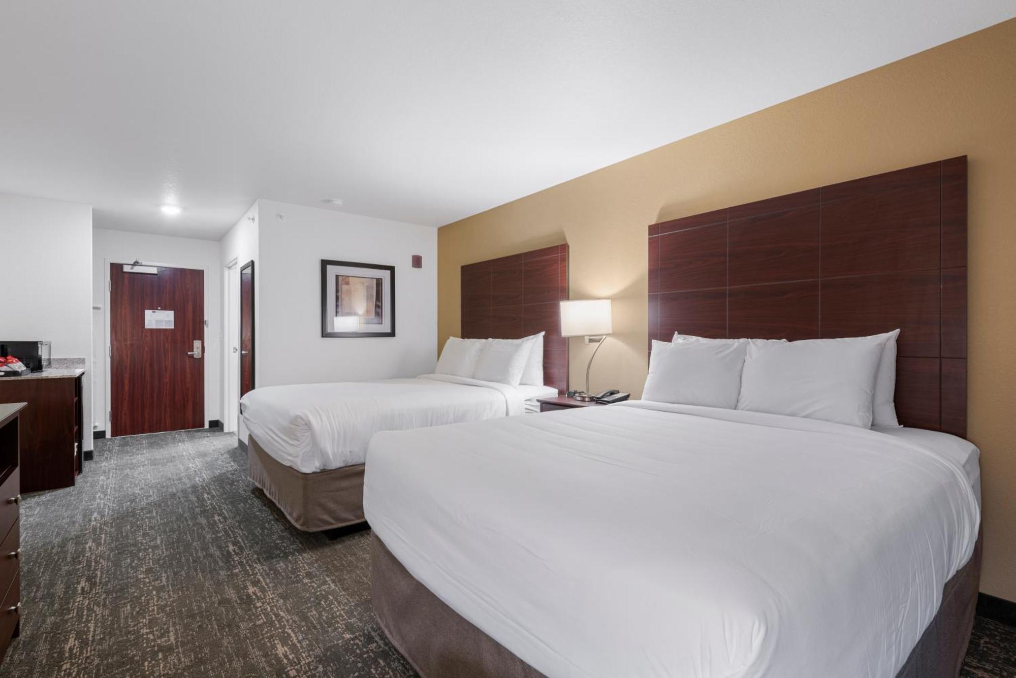 Cobblestone Hotel & Suites - Bellefontaine Dış mekan fotoğraf