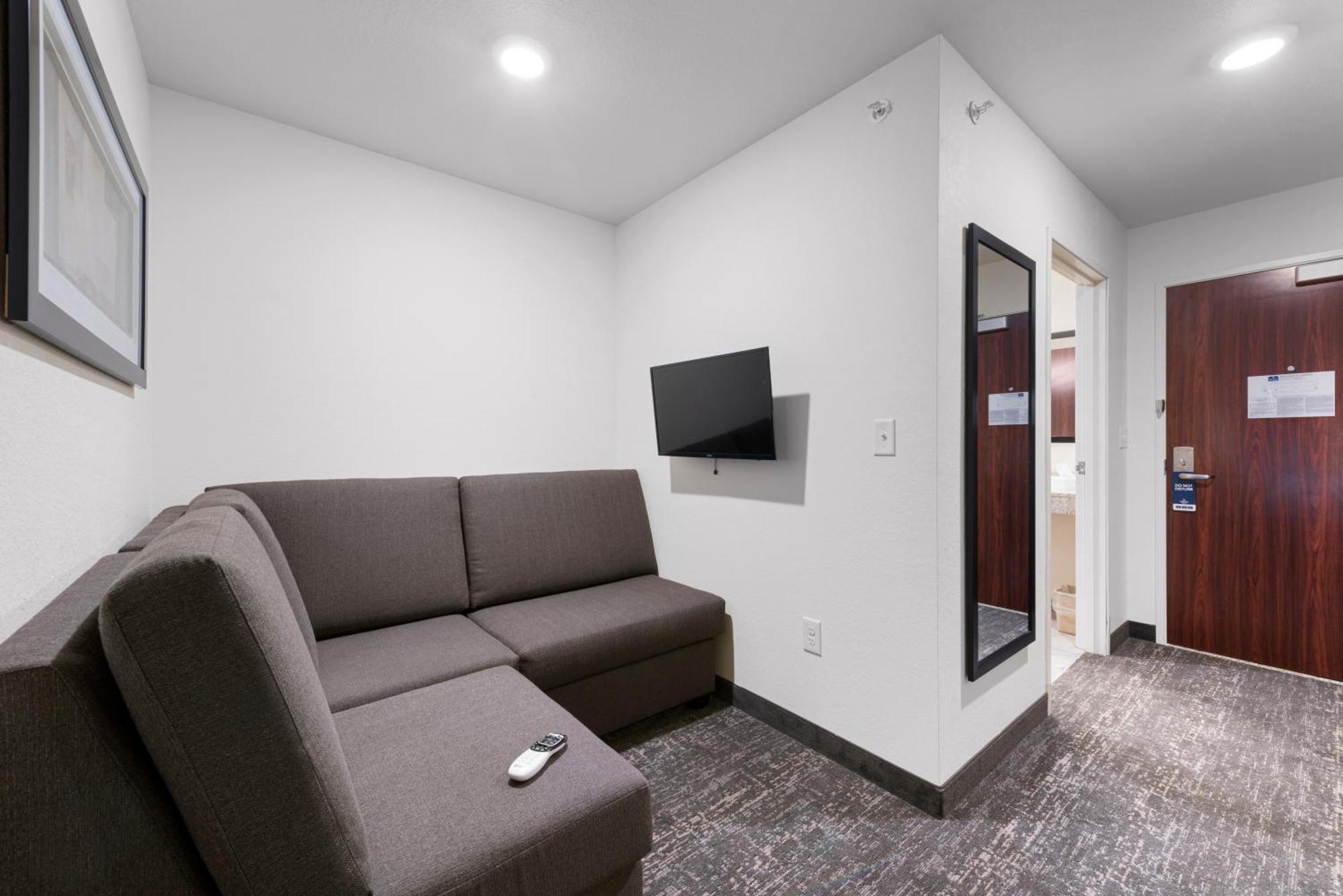 Cobblestone Hotel & Suites - Bellefontaine Dış mekan fotoğraf